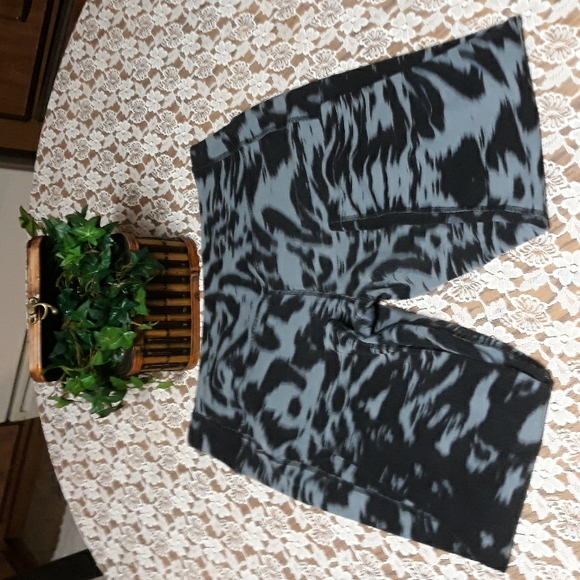 Nike Dri-FIT athletic pants - Picture 4 of 4